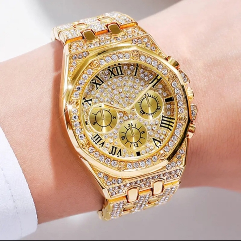 Golden Rhinestones Watch - Picture 2 of 7